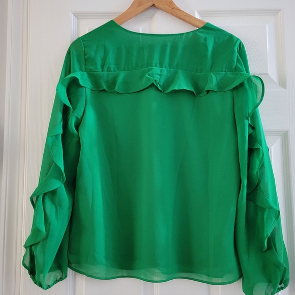 1. State Kelly Green V-neck ruffle sleeve blouse size small professional office - Picture 10 of 11